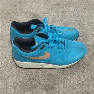 Nike Air Blue and Gold Sneakers